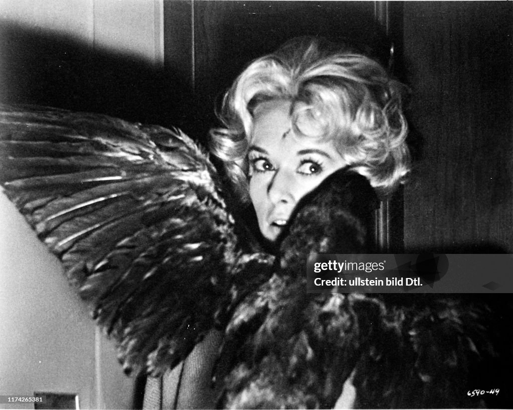 Tippi Hedren in "The Birds" 1963