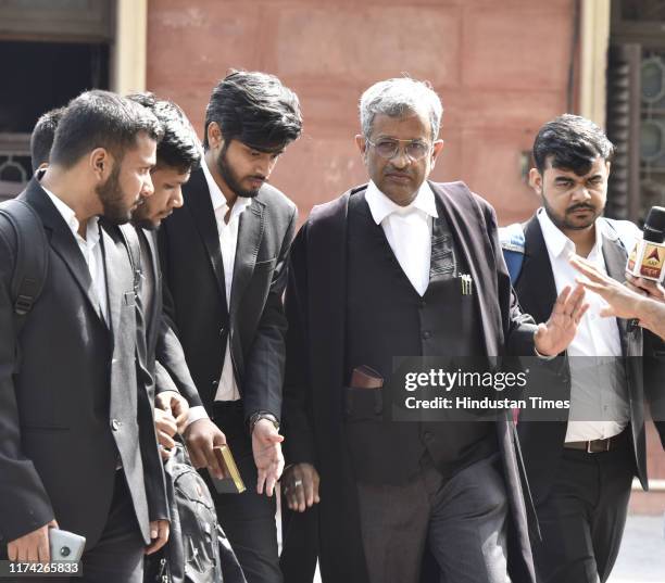 Sanjay Ranjan 11,314 The Supreme Court Of India Stock Photos, High-Res Pictures, and ...