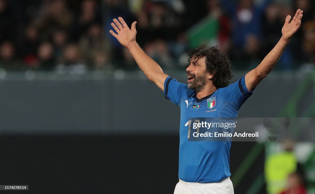DFB-All-Stars v Azzurri Legends - Friendly Match