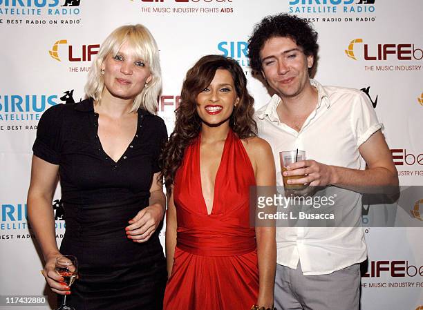 Sharin Foo of The Raveonettes, Nelly Furtado and Sune Rose Wagner of The Raveonettes