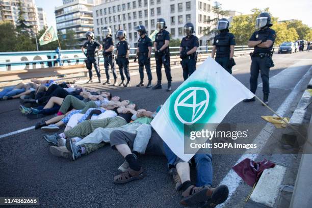 Passivism Passive Resistance Photos and Premium High Res Pictures - Getty Images