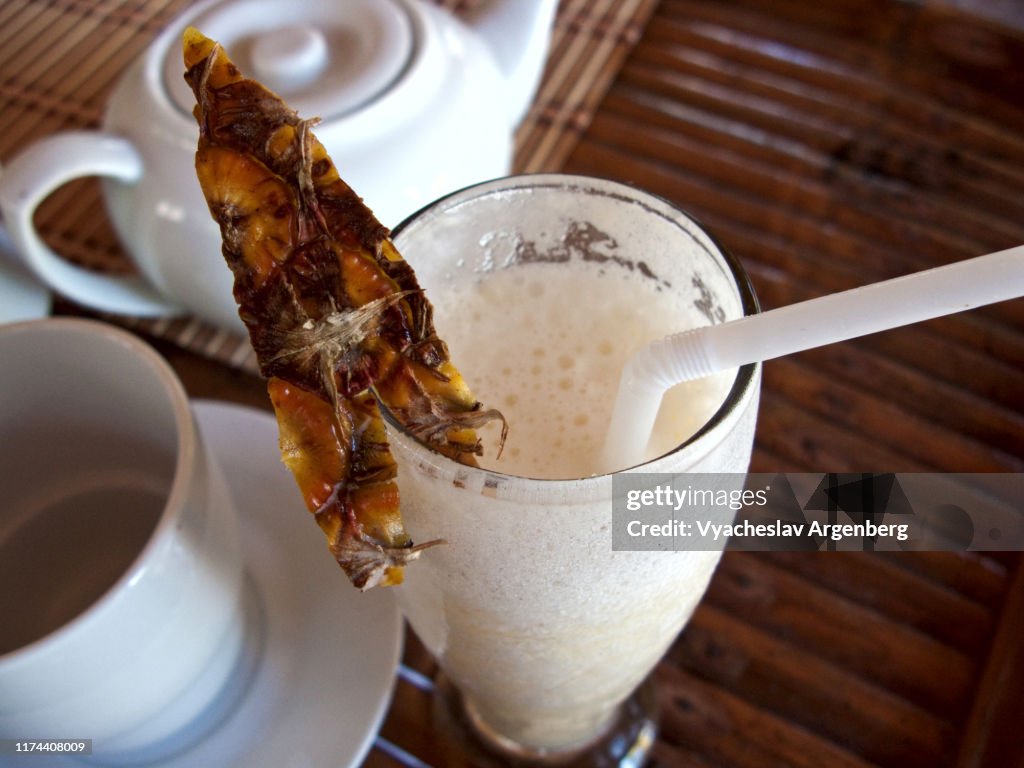Pineapple milkshake, healthy lifestyle in the Philippines, Palawan