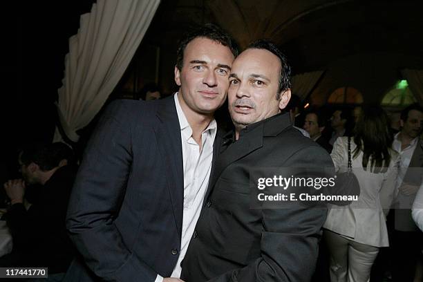 Julian Mapache 271 Tri Star Pictures Presents The World Premiere Of Premonition Stock ...