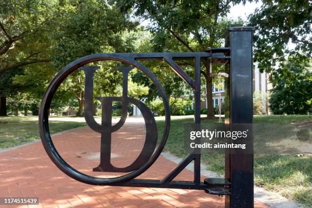 metal gate in the campus of university of delaware - newark stock pictures, royalty-free photos & images