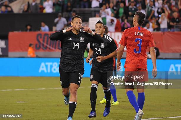 Javier Hernandez of Mexico celebrates his score during a game between Mexico and USMNT at MetLife Stadium on September 6, 2019 in East Rutherford,...