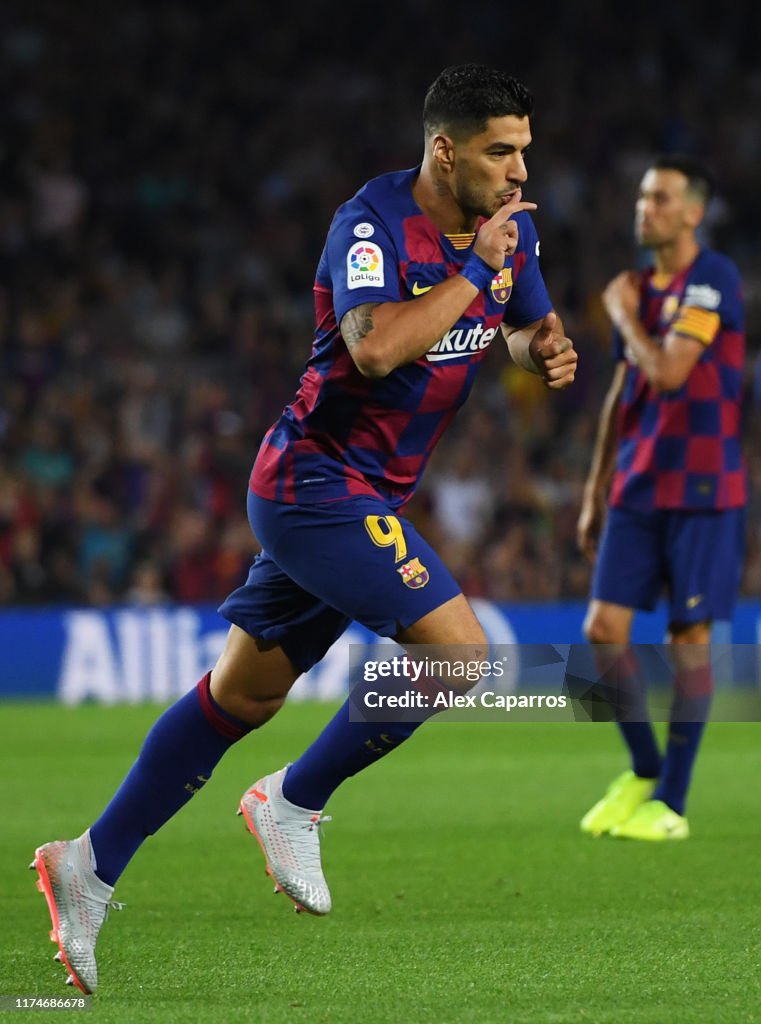 FC Barcelona v Valencia CF  - La Liga