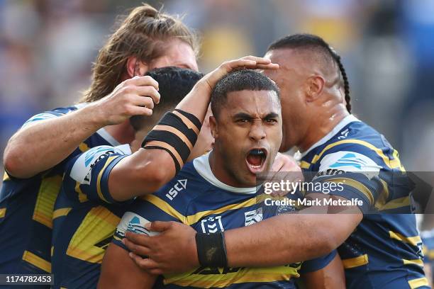 Michael Jennings of the Eels celebrates scoring a try during the NRL Elimination Final match between the Parramatta Eels and the Brisbane Broncos at...