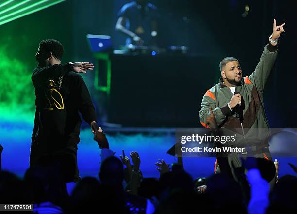 Kaled Rapero Drake Dj Khaled Photos and Premium High Res Pictures - Getty Images