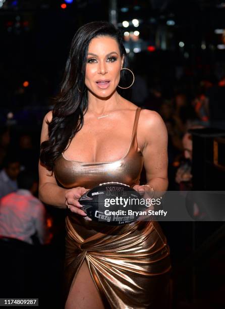 182 Kendra Lust Photos and Premium High Res Pictures - Getty Images 182 Kendra Lust Photos and Premium High Res Pictures - Getty Images