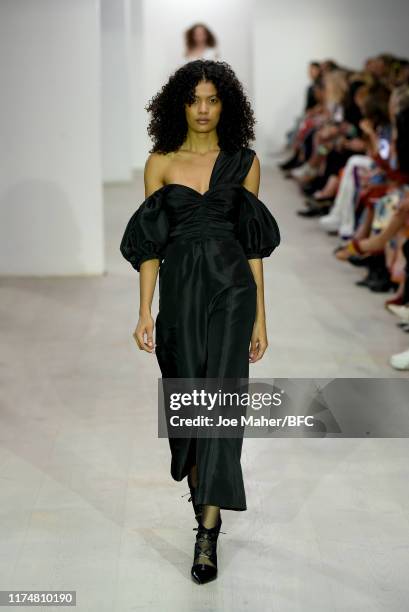 Model walks the runway at the Self-Portrait Public Show during London Fashion Week September 2019 at the BFC Show Space on September 15, 2019 in...