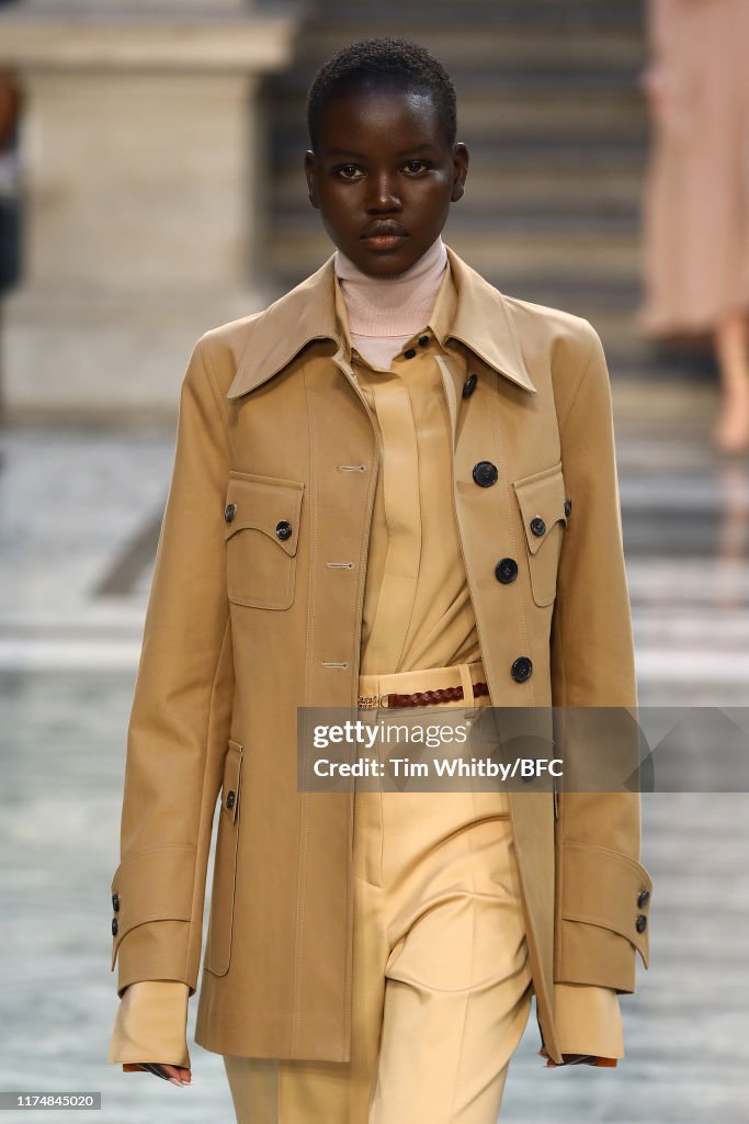 Victoria Beckham - Runway - LFW September 2019