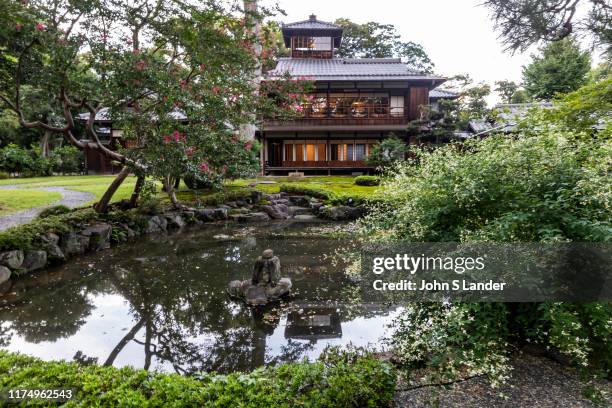 Mitsui Shimogamo Villa is a fine example of a classical residence of the Taisho era. The entrance is composed in the shoin-zukuri style and the main...