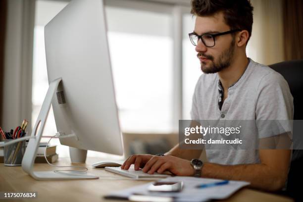 Guy Playing Computer Game Photos and Premium High Res Pictures - Getty ...
