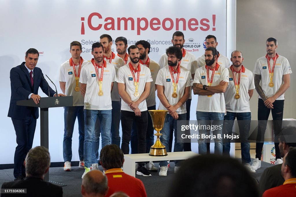 President Pedro Sanchez Receives Basketball National Selection In Madrid