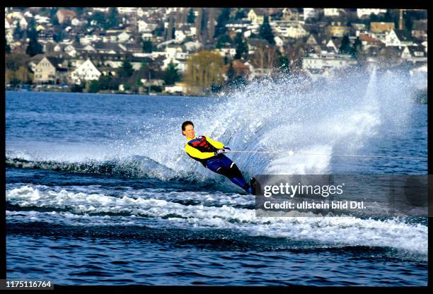 Wasserskifahrer auf Zürichsee 1986