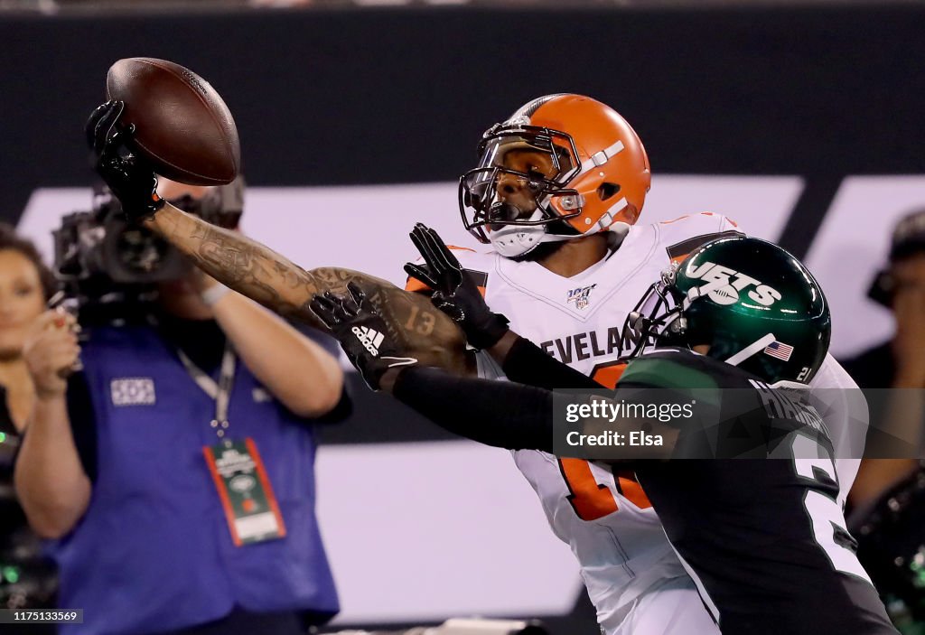 Cleveland Browns v New York Jets