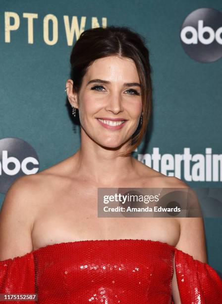 Cobie Smulders arrives at the premiere of ABC's "Stumptown" at the Petersen Automotive Museum on September 16, 2019 in Los Angeles, California.