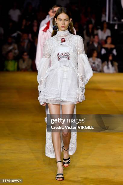 Model walks the runway at the Burberry Ready to Wear Spring/Summer 2020 fashion show during London Fashion Week September 2019 on September 16, 2019...