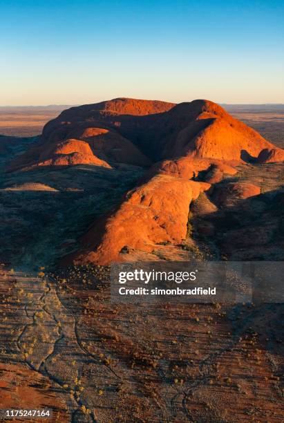 aerial view of kata tjuta in the evening sun - uluru-kata tjuta national park stock pictures, royalty-free photos & images