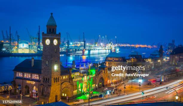 hamburg st pauli landungsbrucken elbe waterfront harbour nightlife panorama germany - port of hamburg stock pictures, royalty-free photos & images