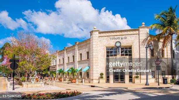 florida (us) - palm beach, tiffany & co in worth avenue - palm beach florida stock pictures, royalty-free photos & images