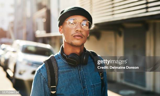 every day is a new start - vida urbana imagens e fotografias de stock