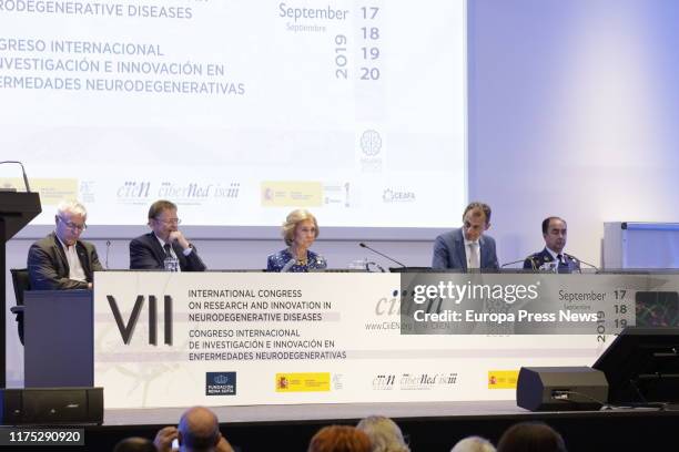 The mayor of Valencia, Joan Ribó, the president of Valencia, Ximo Puig, Queen Sofia, and the acting minister of Science, Innovation and Universities,...