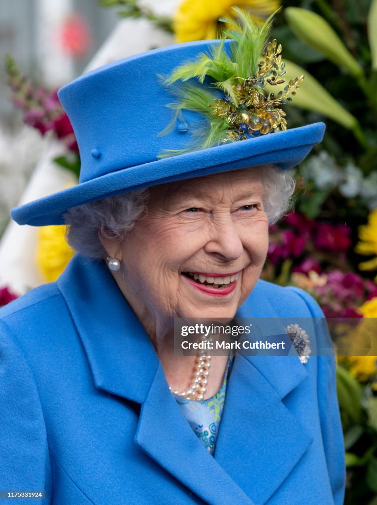 The Queen Visits Haig Housing Trust