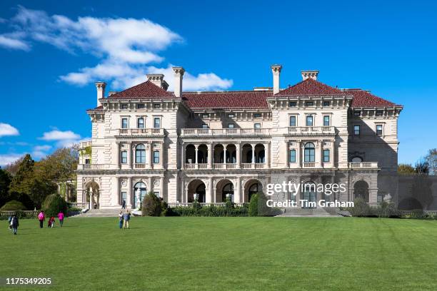 The Breakers, built 1895 as a summer estate by the Vanderbilt family, one of the famous Newport Mansions on Rhode Island, United States.