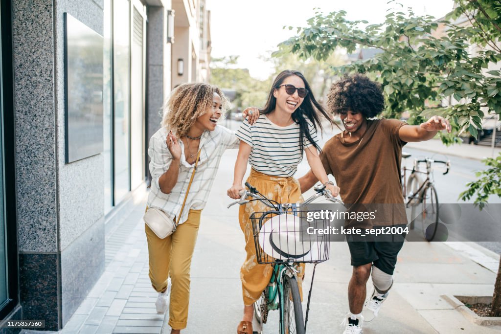 Bicicleta y amigos