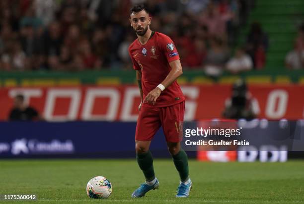 Bruno Fernandes of Portugal and Sporting CP in action during the UEFA Euro 2020 Qualifier match between Portugal and Luxembourg at Estadio Jose...
