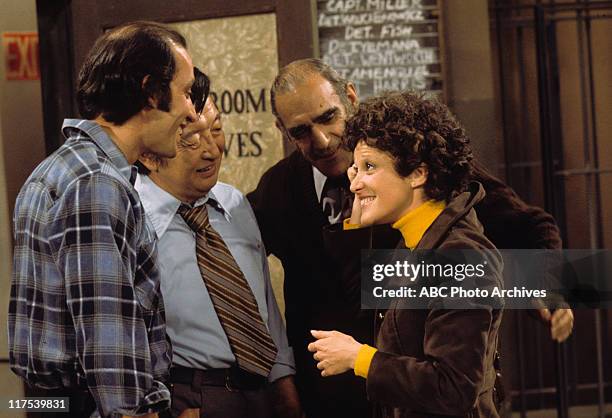 Ms. Cop" - Airdate: March 13, 1975. GREGORY SIERRA;JACK SOO;ABE VIGODA;LINDA LAVIN