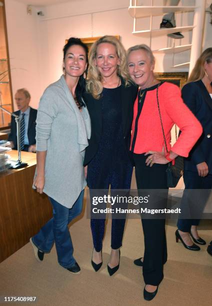 Charlotte Gräfin Von Oeynhausen, Nathalie von Pereira and Prinzessin Uschi zu Hohenlohe at a cocktail reception hosted by the Dorotheum on September...