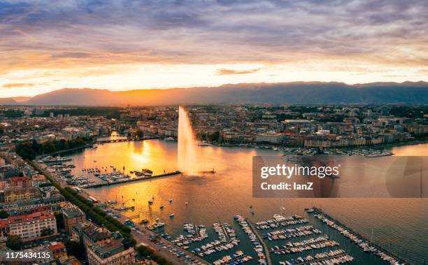 Gemdeva 944 Geneva At Night Stock Photos, High-Res Pictures, and Images - Getty ...