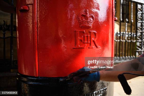 Post Box Red Colour Code Paint Mailbox Photos and Premium High Res Pictures - Getty Images