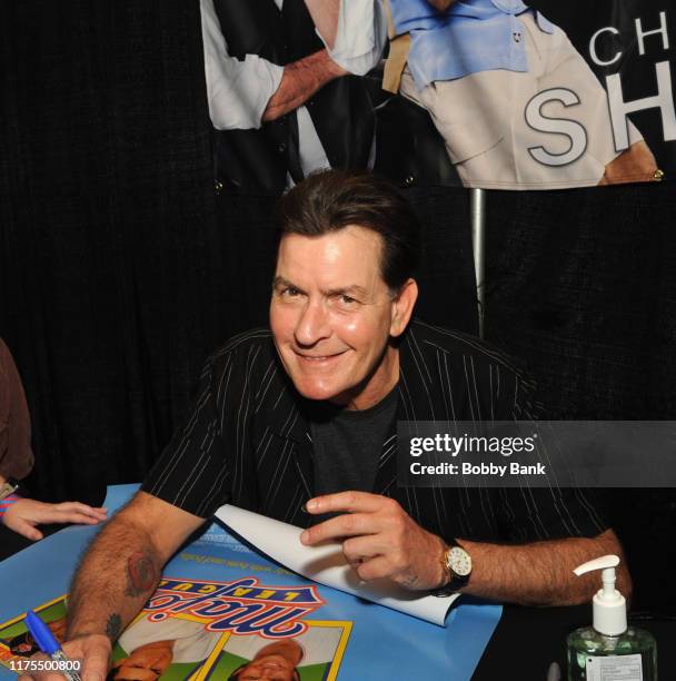 Charlie Sheen attends the New Jersey Horror Con 2019 at Showboat Hotel in Atlantic City on October 12, 2019 in Atlantic City City.