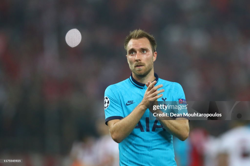 Olympiacos FC v Tottenham Hotspur: Group B - UEFA Champions League