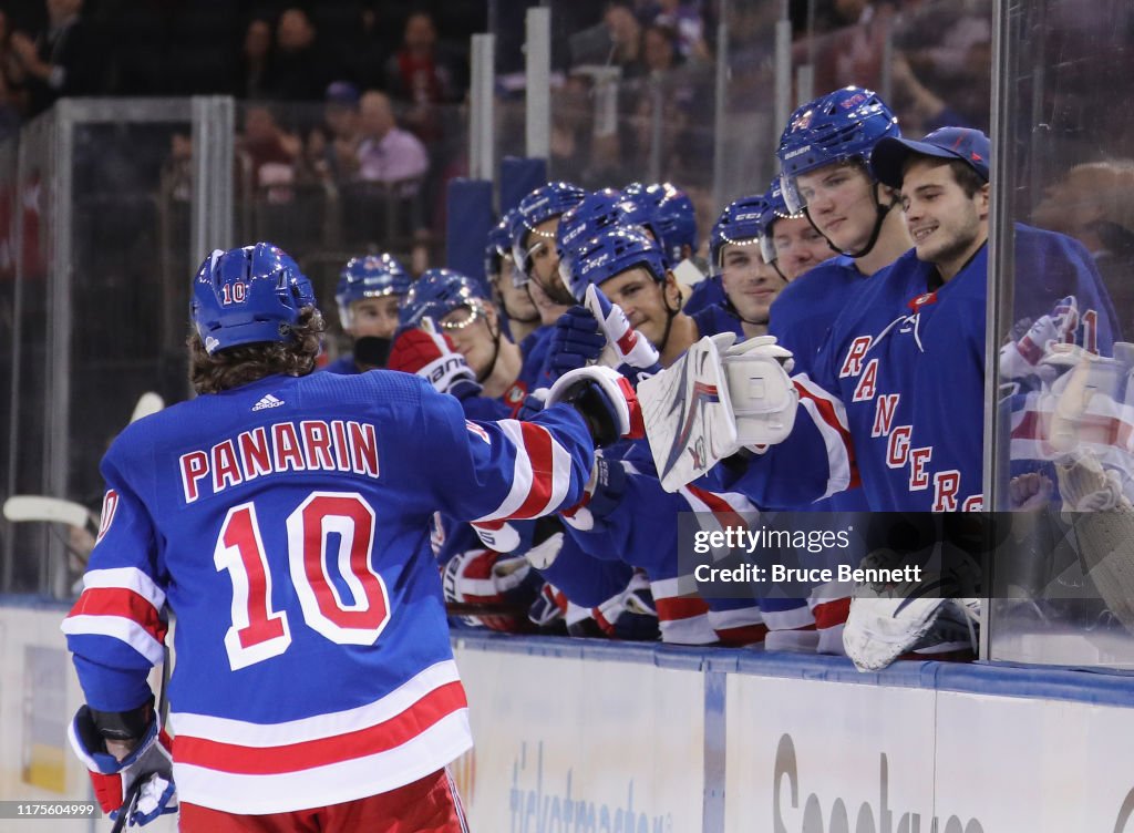 New Jersey Devils v New York Rangers