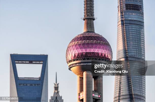 shanghai at dawn - torre oriental pearl imagens e fotografias de stock