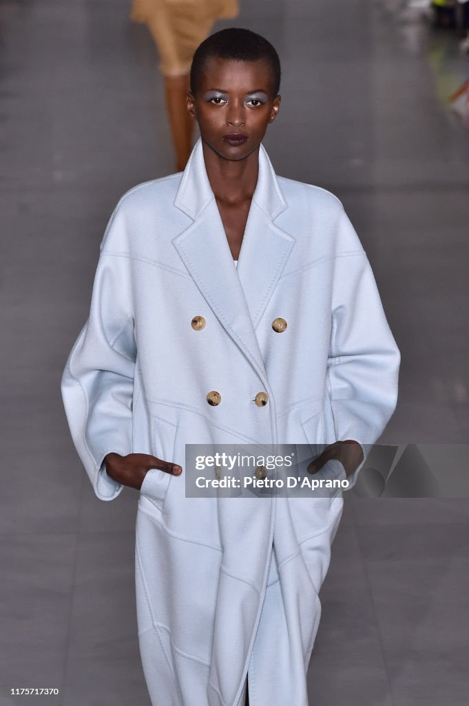 Max Mara - Runway - Milan Fashion Week Spring/Summer 2020