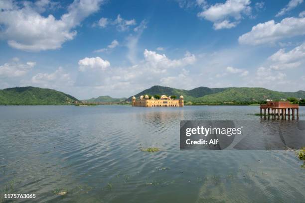 jal mahal palace (water palace) of jaipur, rajasthan, india - jal mahal stock pictures, royalty-free photos & images