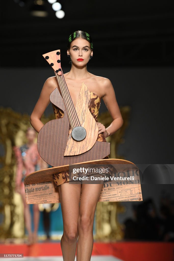 Moschino - Runway - Milan Fashion Week Spring/Summer 2020