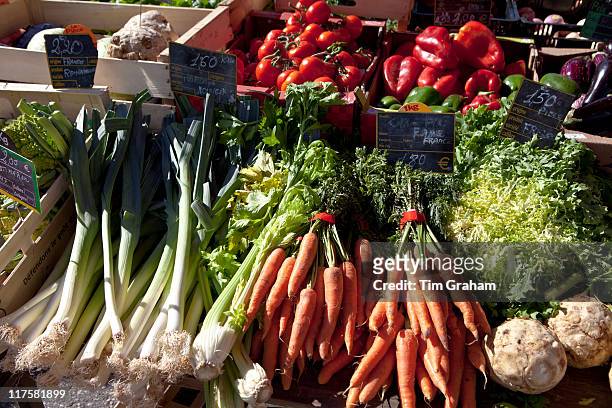 Fresh vegetables on sale at food market at Sauveterre-de-Guyenne, Bordeaux, France