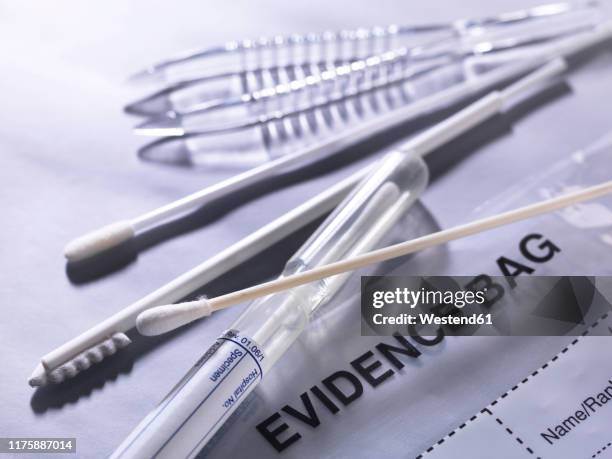 forensic evidence tools for collecting samples - cotton bud stock pictures, royalty-free photos & images
