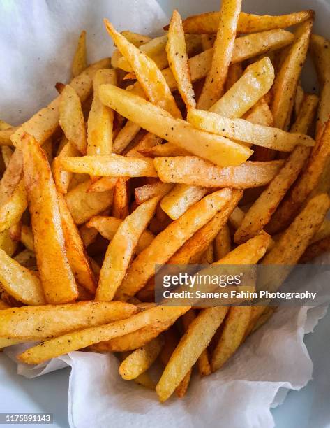french fries - frites stockfoto's en -beelden