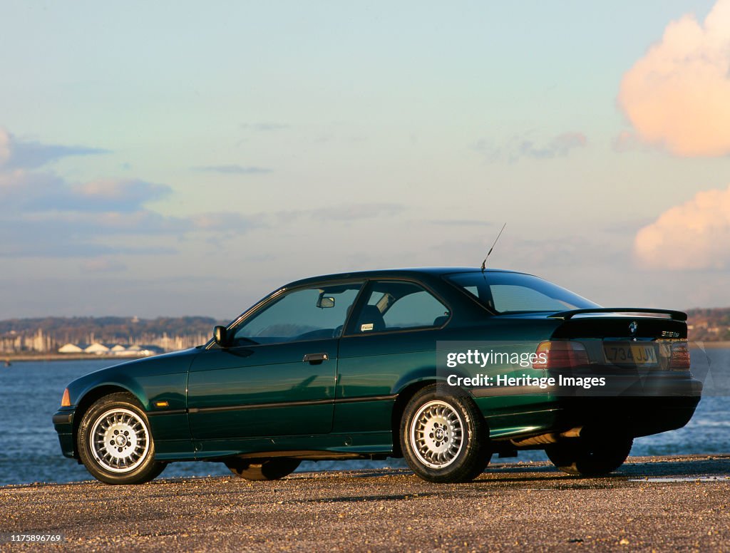 1993 Bmw 318Is.