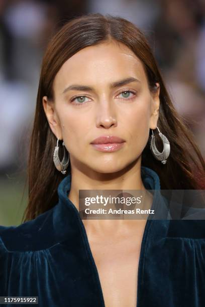 Irina Shayk Photos and Premium High Res Pictures - Getty Images