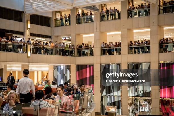 Restaurant Riot Photos and Premium High Res Pictures - Getty Images