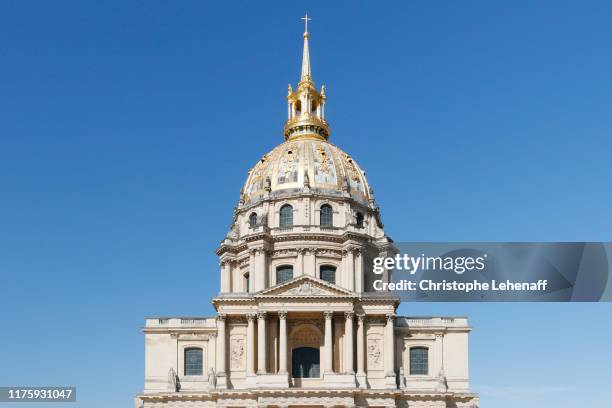 the hotel of the invalides in paris, france. - hotel des invalides stock pictures, royalty-free photos & images