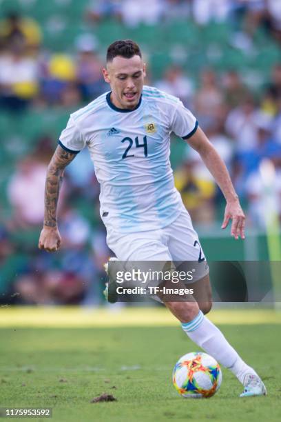 Lucas Ocampos of Argentina controls the ball during the UEFA Euro 2020 qualifier between Ecuador and Argentina on October 13, 2019 in Elche, Spain.